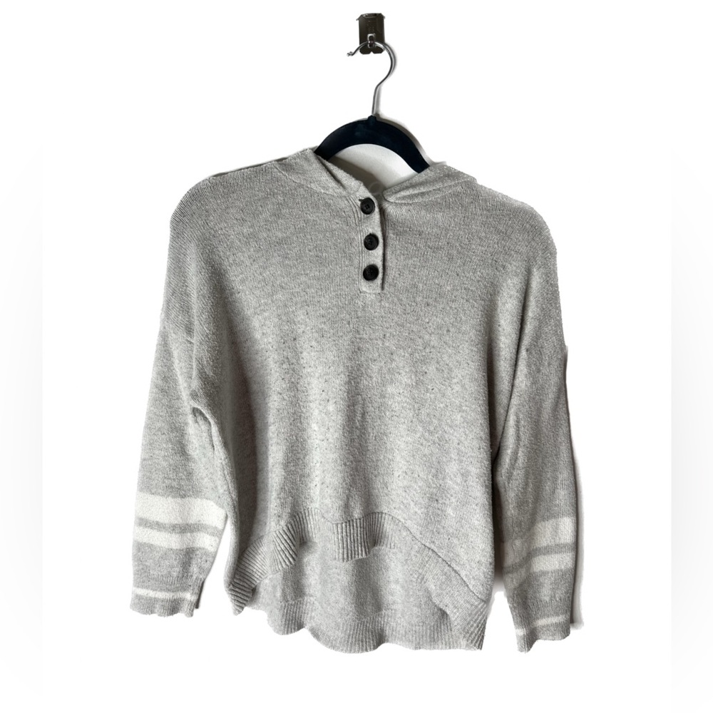 AMERICAN EAGLE COMFY GRAY SWEATER! B13